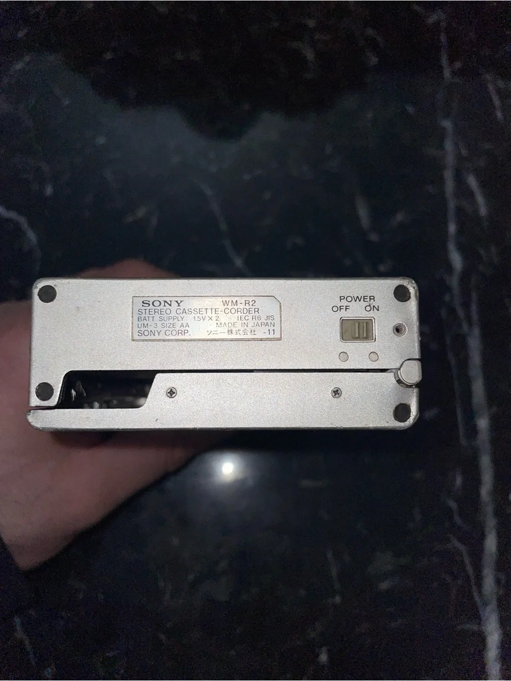VINTAGE SONY WM-R2 RECORDING WALKMAN - FOR PARTS OR REPAIR